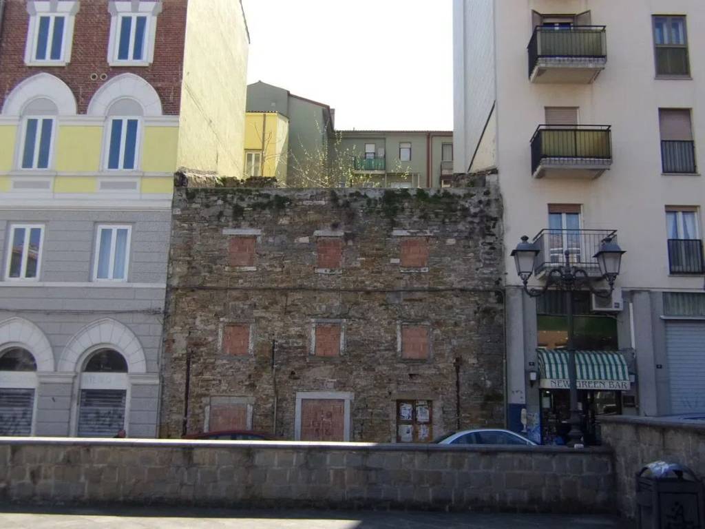 negozio in vendita a Trieste in zona Chiarbola