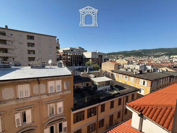 appartamento in vendita a Trieste in zona San Giacomo