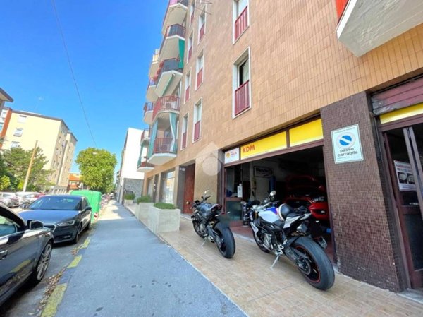 ufficio in vendita a Trieste in zona Rozzol