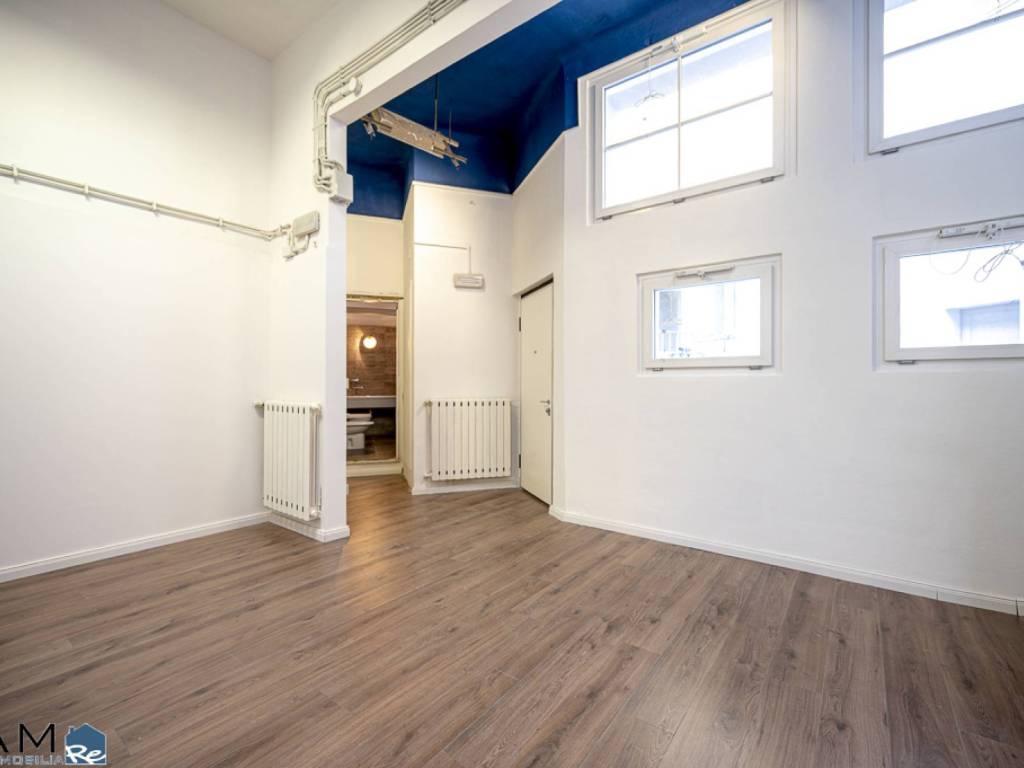 ufficio in vendita a Trieste in zona Chiarbola