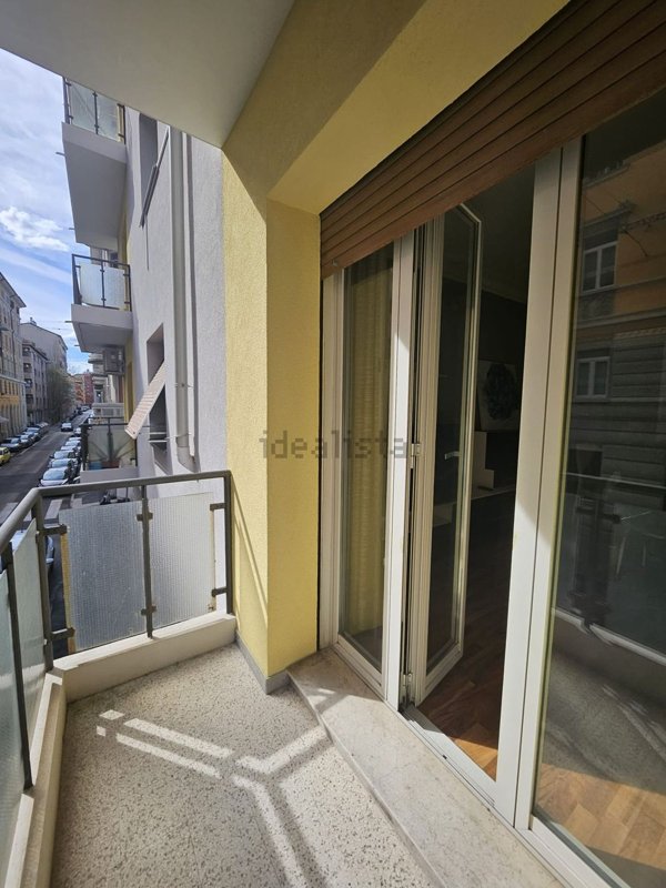 appartamento in vendita a Trieste in zona Barriera vecchia