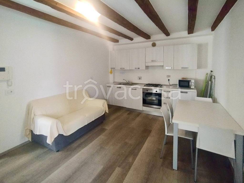 appartamento in vendita a Trieste in zona Roiano
