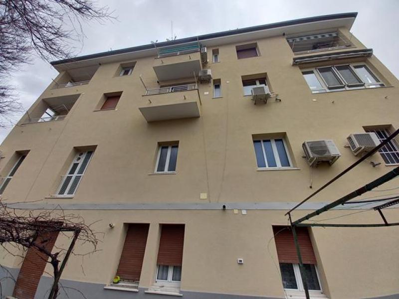 appartamento in vendita a Trieste in zona Campi Elisi