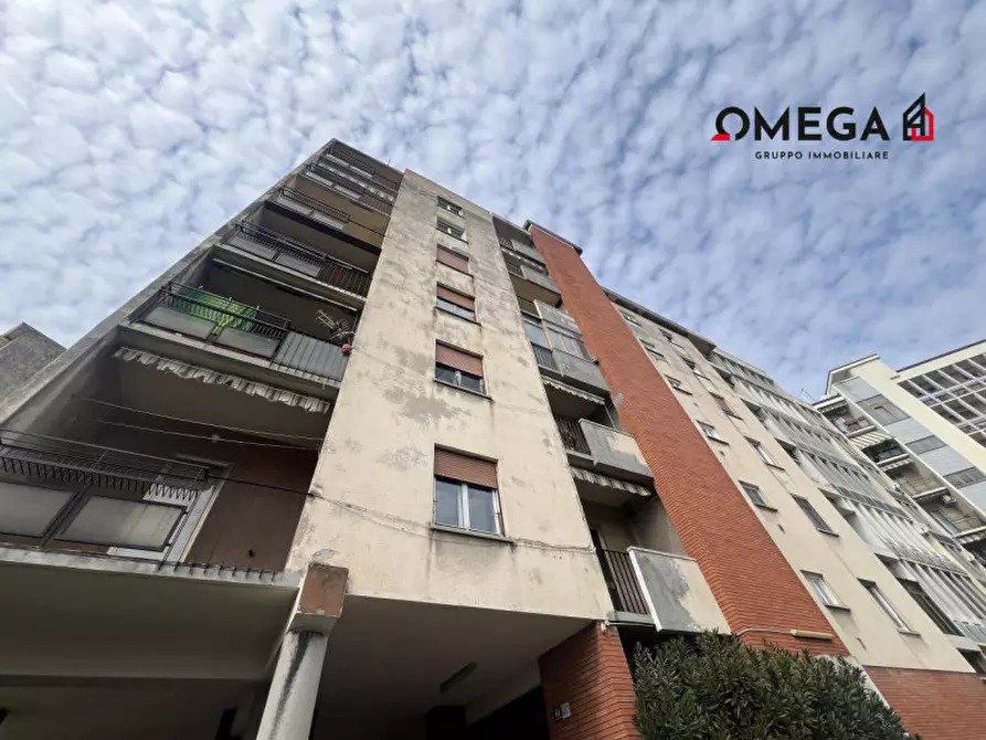 appartamento in vendita a Trieste in zona Campi Elisi