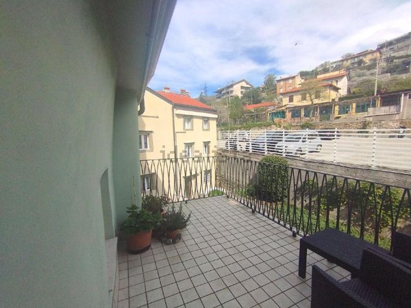 appartamento in vendita a Trieste in zona Roiano