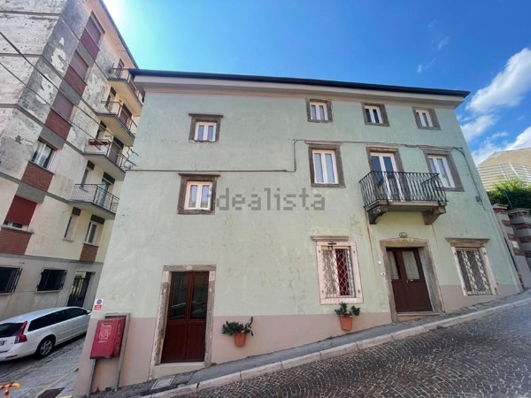 appartamento in vendita a Trieste in zona Roiano