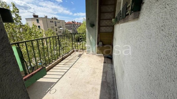 appartamento in vendita a Trieste in zona Campi Elisi