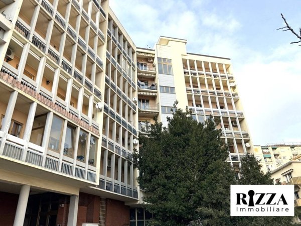 appartamento in vendita a Trieste in zona Campi Elisi