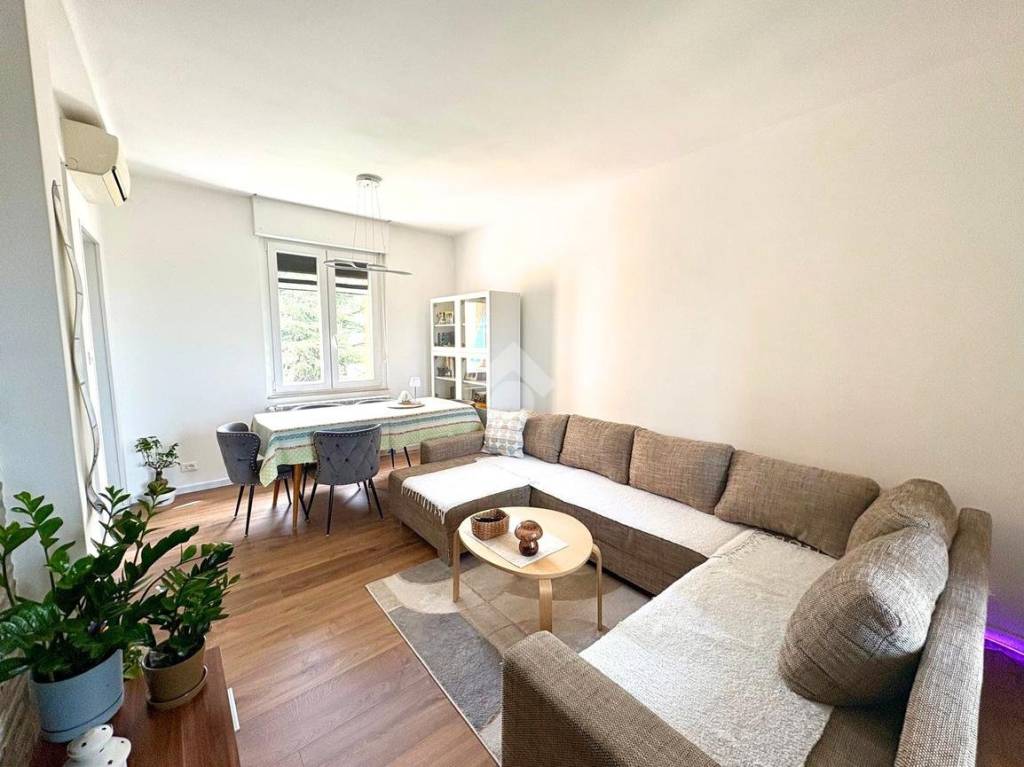 appartamento in vendita a Trieste in zona Borgo San Sergio