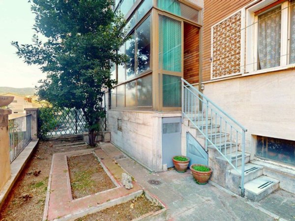 appartamento in vendita a Trieste in zona San Vito