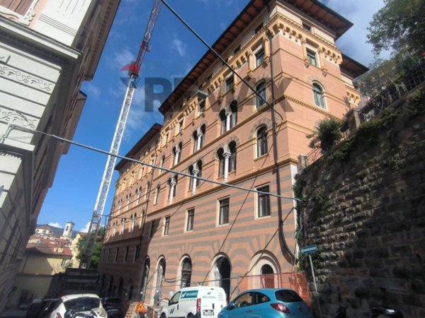appartamento in vendita a Trieste in zona Cavana