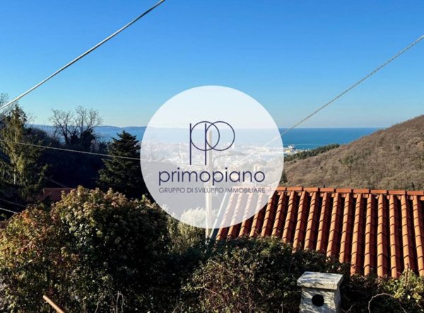 casa indipendente in vendita a Trieste in zona Cologna
