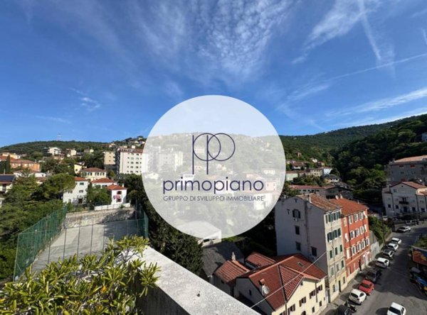appartamento in vendita a Trieste in zona Roiano