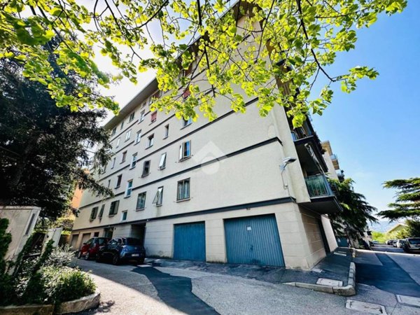 appartamento in vendita a Trieste in zona San Giacomo