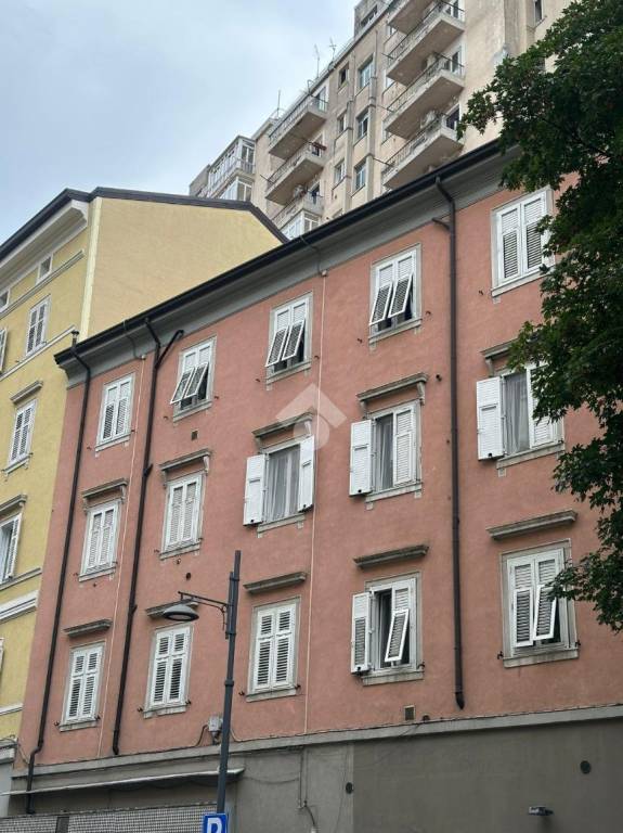 appartamento in vendita a Trieste in zona San Giacomo