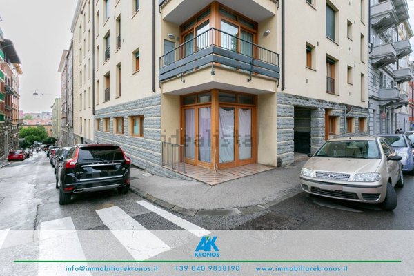 ufficio in vendita a Trieste in zona Barriera vecchia