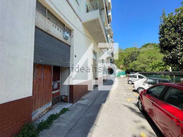 ufficio in vendita a Trieste in zona Cologna