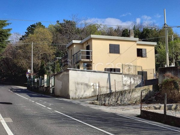 casa indipendente in vendita a Trieste