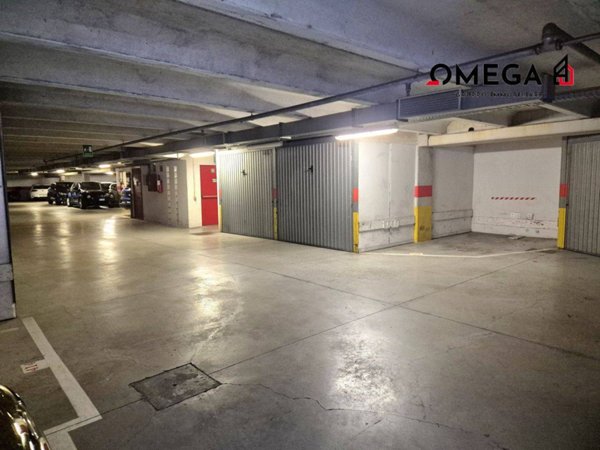 negozio in vendita a Trieste in zona San Giacomo