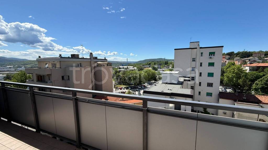 appartamento in vendita a Trieste in zona Valmaura