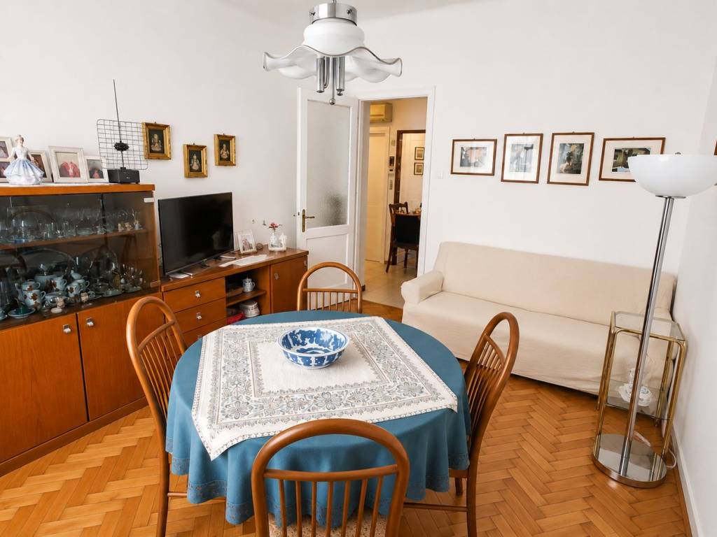 appartamento in vendita a Trieste in zona Cologna