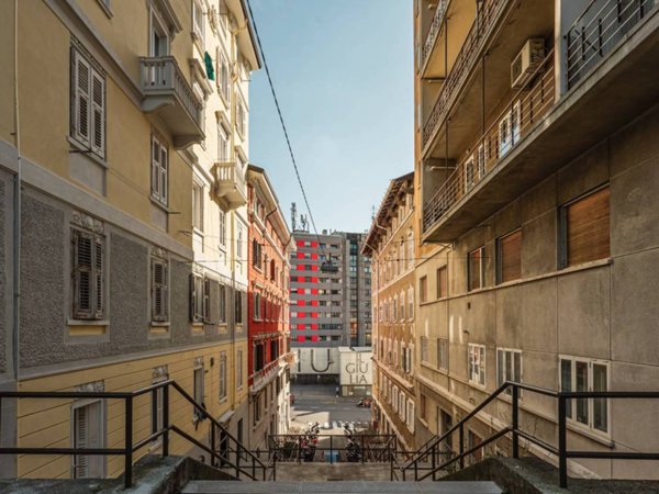 appartamento in vendita a Trieste in zona Cologna