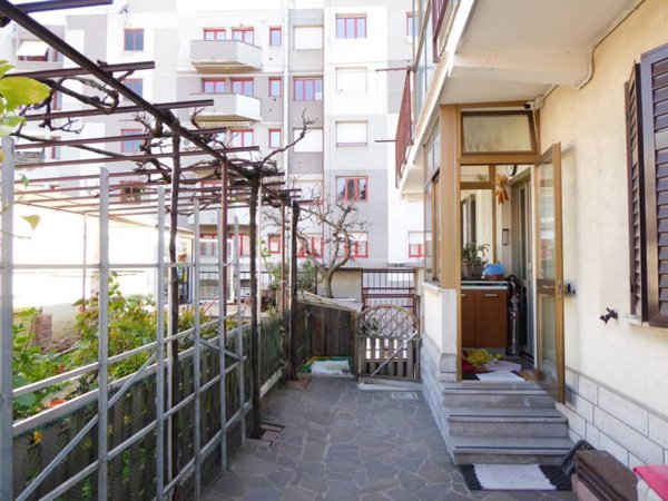 casa indipendente in vendita a Trieste in zona Valmaura