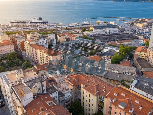 appartamento in vendita a Trieste in zona San Vito