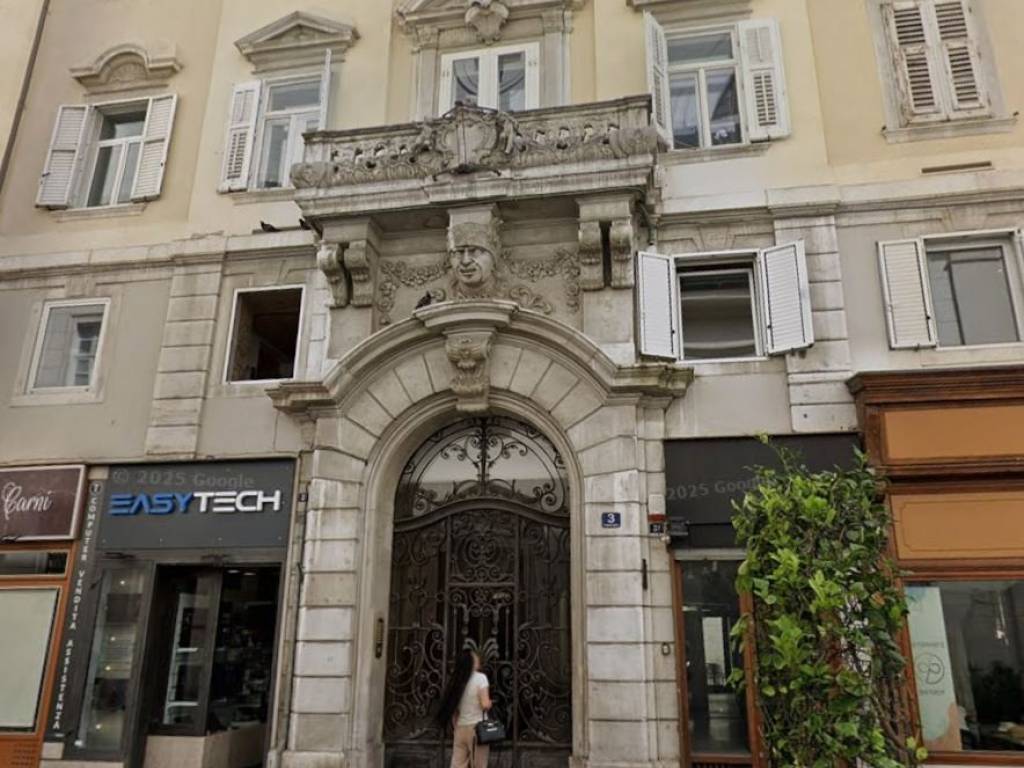 appartamento in vendita a Trieste