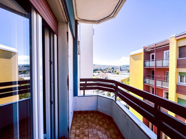 appartamento in vendita a Trieste in zona Campi Elisi