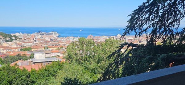 appartamento in vendita a Trieste in zona Chiadino