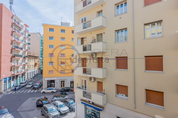 appartamento in vendita a Trieste in zona Barriera vecchia