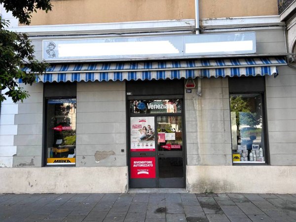 negozio in vendita a Trieste in zona Borgo Giuseppino