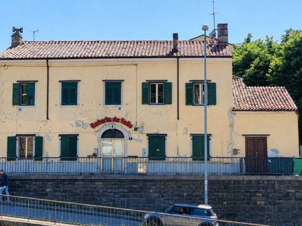 casa indipendente in vendita a Trieste in zona Valmaura