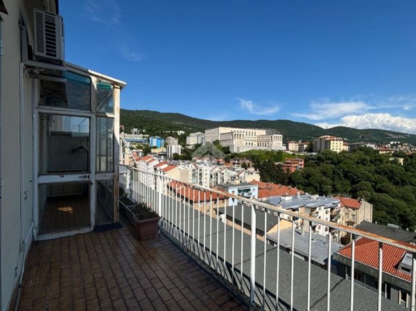 appartamento in vendita a Trieste in zona Cologna