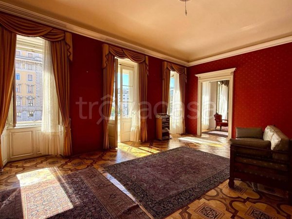 appartamento in vendita a Trieste in zona Borgo Teresiano