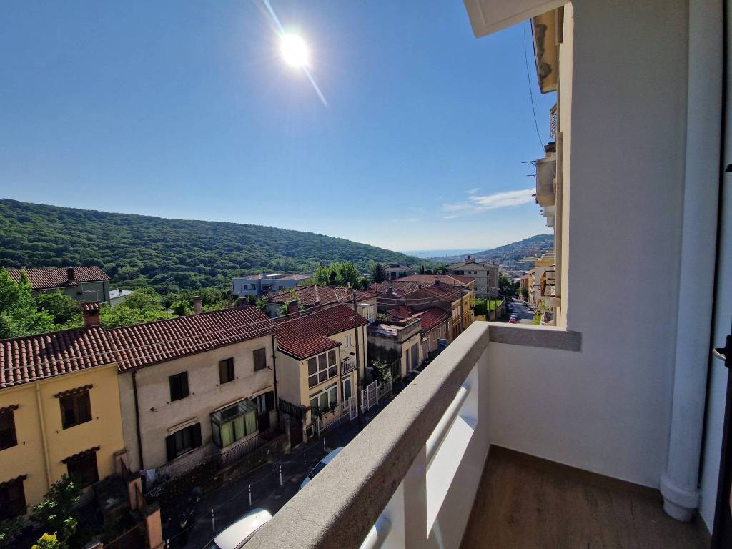 appartamento in vendita a Trieste in zona Longhera