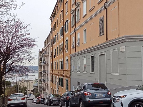 appartamento in vendita a Trieste
