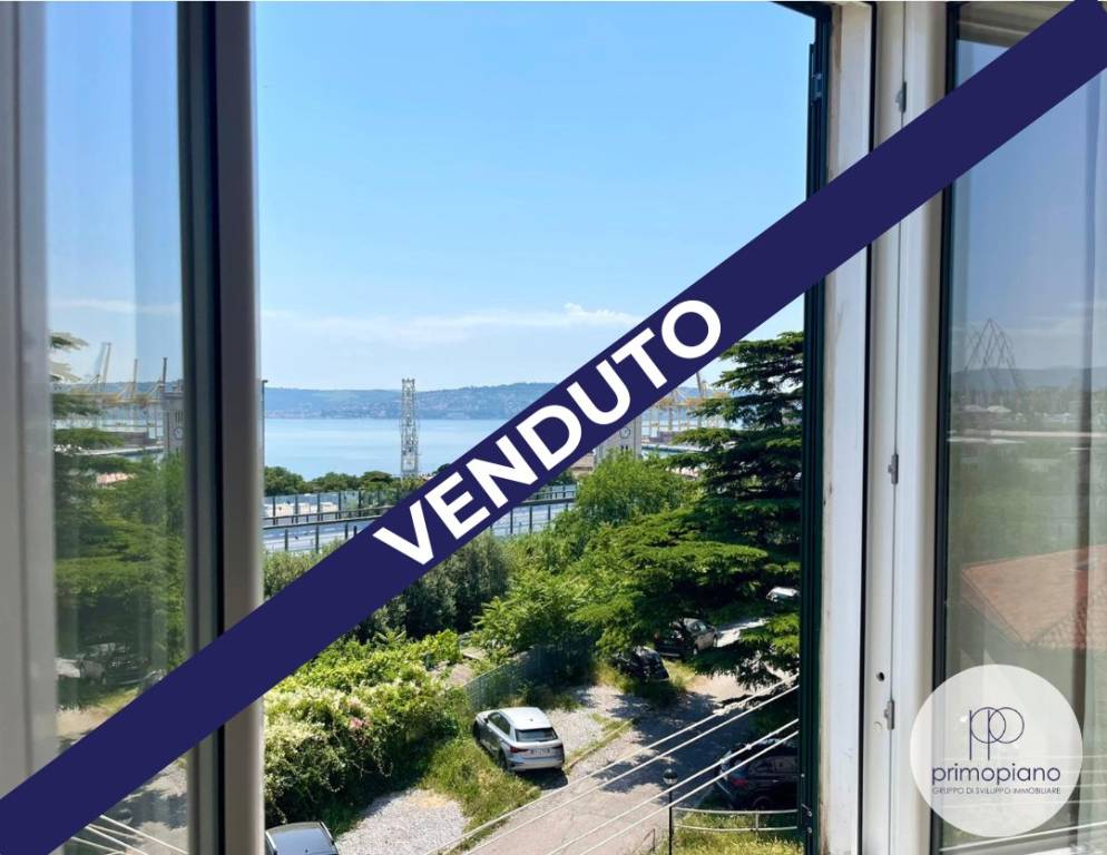 appartamento in vendita a Trieste in zona Campi Elisi
