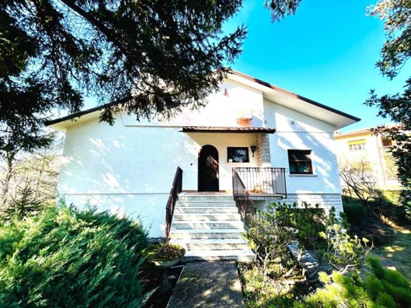 casa indipendente in vendita a Trieste in zona Opicina