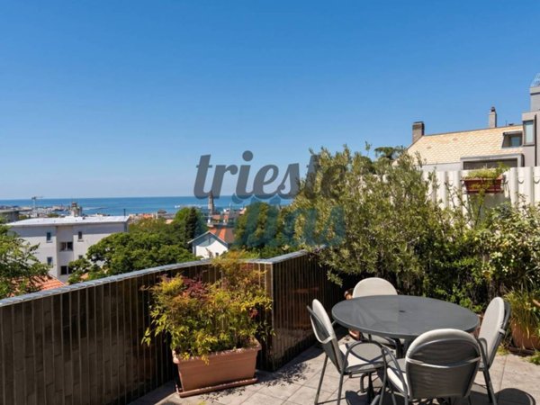 appartamento in vendita a Trieste in zona Cologna