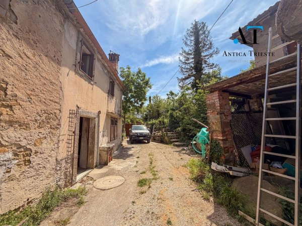 appartamento in vendita a Trieste in zona Roiano