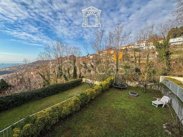 casa indipendente in vendita a Trieste in zona Roiano