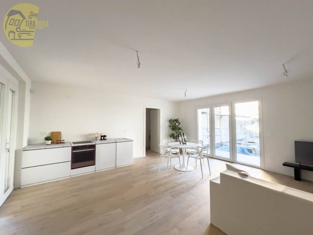 appartamento in vendita a Trieste in zona Roiano