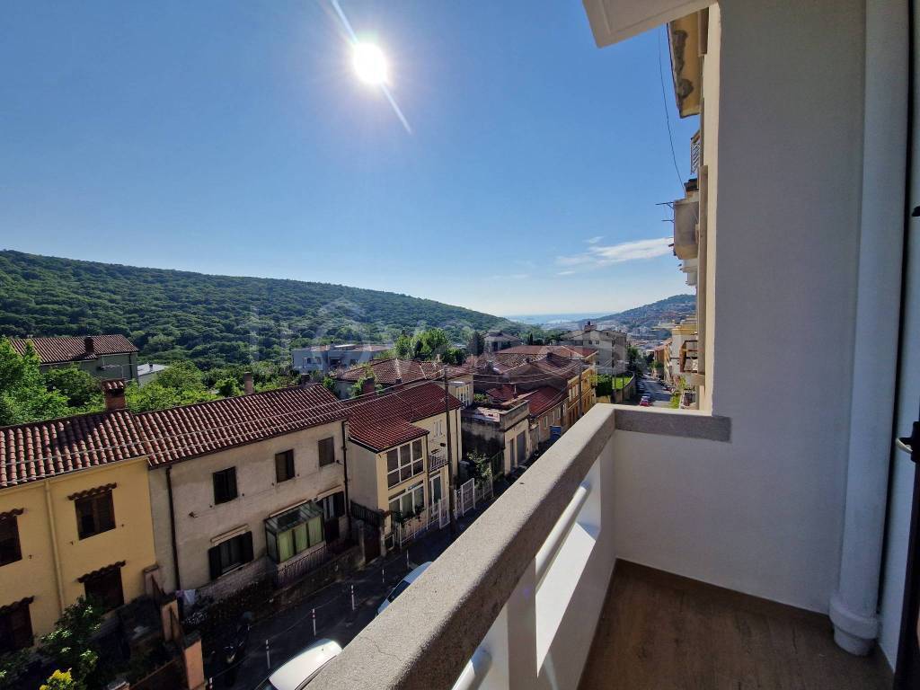 appartamento in vendita a Trieste in zona Longhera