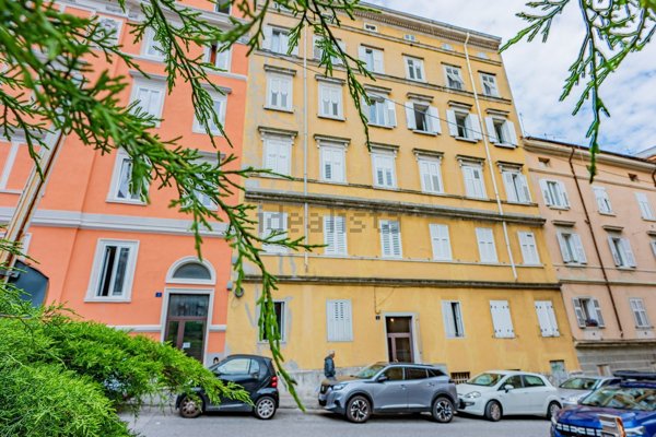 appartamento in vendita a Trieste in zona Cologna