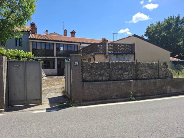 casa indipendente in vendita a Trieste in zona Basovizza