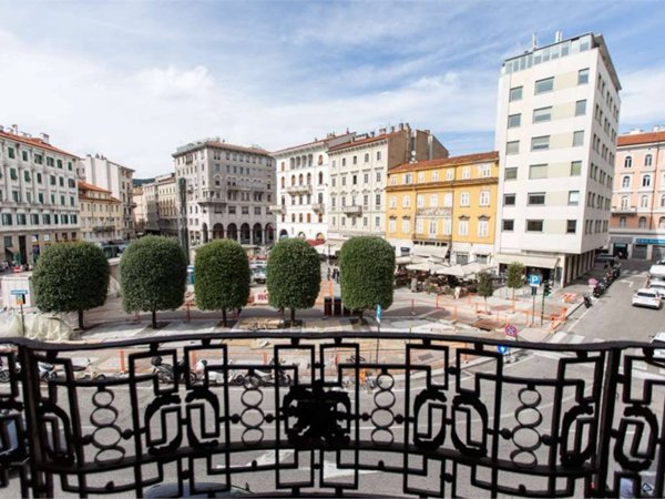 ufficio in vendita a Trieste