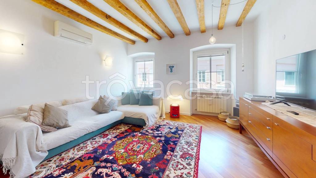appartamento in vendita a Trieste in zona Borgo Teresiano