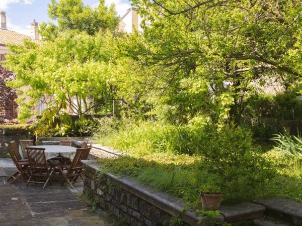 intera palazzina in vendita a Trieste in zona San Vito